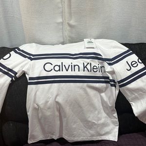 Mens Calvin Klein long sleeve Large